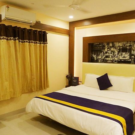 Oyo 460 Hotel Ivory Residency كولكاتا المظهر الخارجي الصورة
