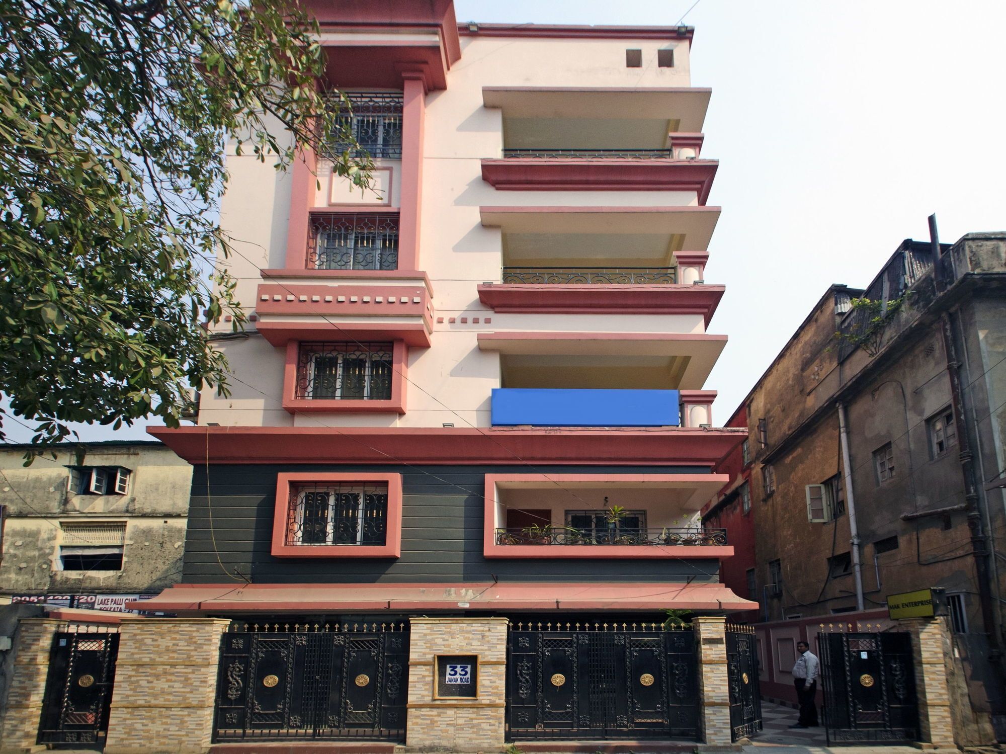 Oyo 460 Hotel Ivory Residency كولكاتا المظهر الخارجي الصورة