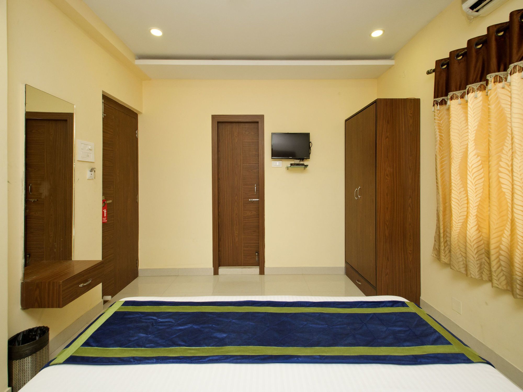 Oyo 460 Hotel Ivory Residency كولكاتا المظهر الخارجي الصورة