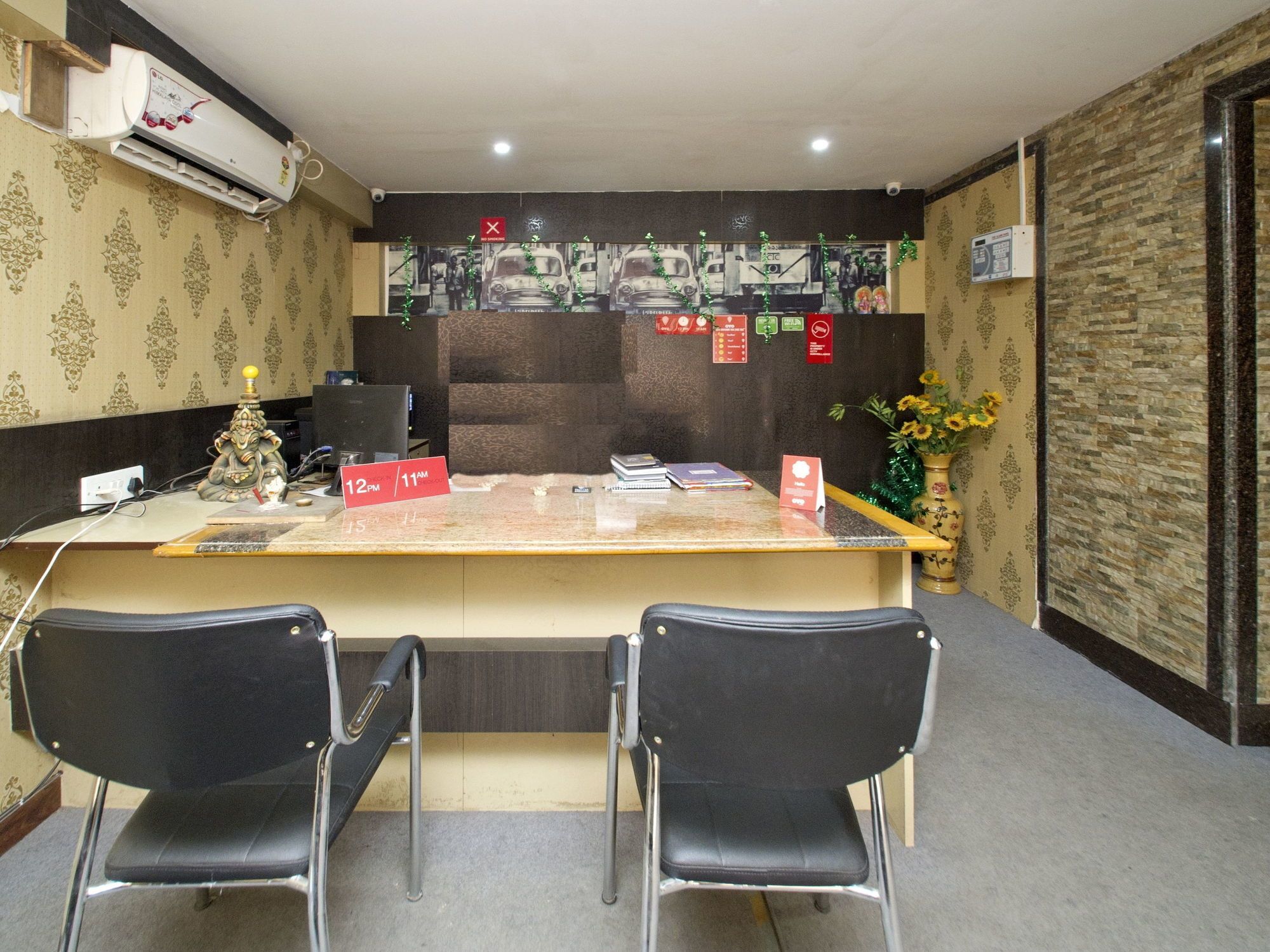 Oyo 460 Hotel Ivory Residency كولكاتا المظهر الخارجي الصورة